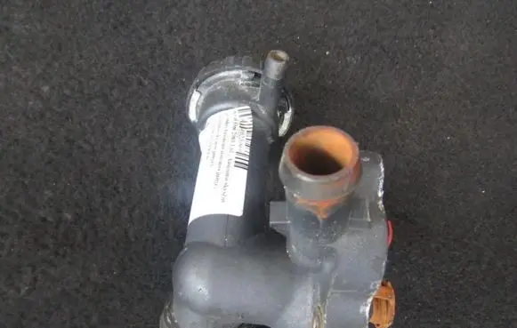 Mini One - Cooper R50 - 53 Engine coolant pipe/hose