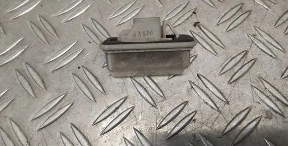 Toyota Avensis T250 Number plate light