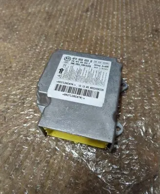 Audi A4 S4 B7 8E 8H Airbag control unit/module 4F0959655B 0037LD0C4YW 08H29S0280