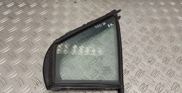 Toyota Yaris Front door vent window glass four-door 