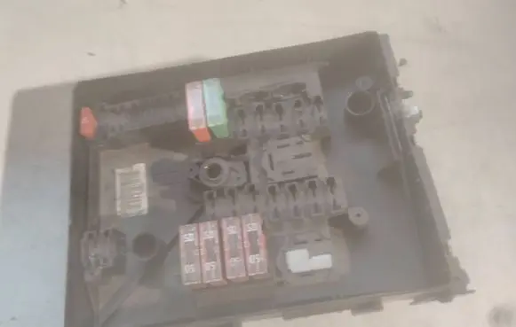 Audi A3 S3 A3 Sportback 8P Fuse box set 1K0937125D ZL912V