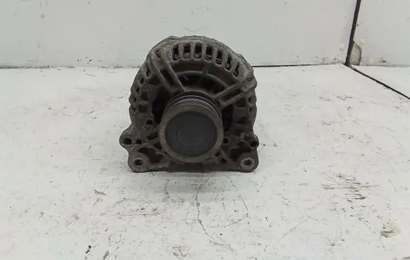 Volkswagen Golf V Generator/alternator 07K903023A 0124525102