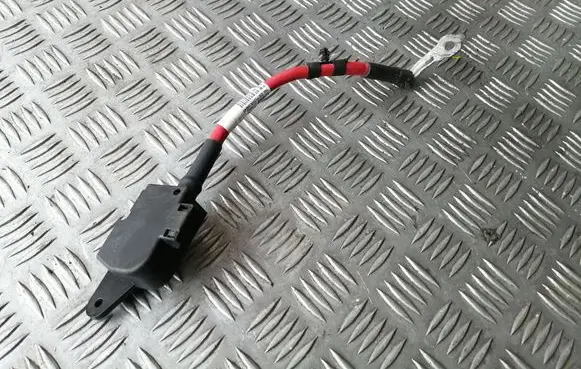 Positive cable (battery)