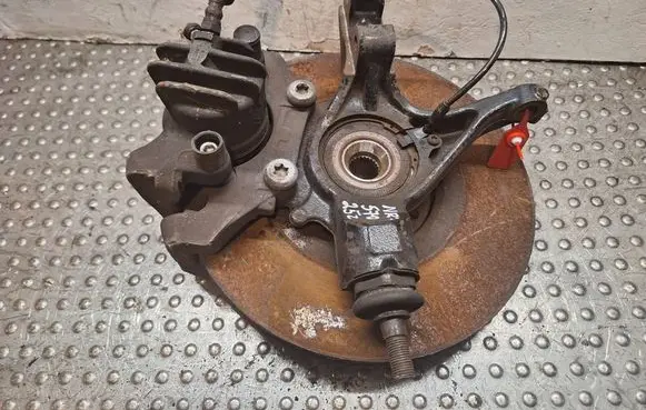 Peugeot Partner Front wheel hub spindle knuckle S25062570 P57