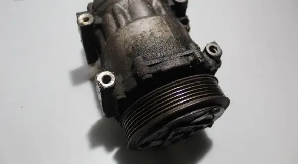 Mazda 3 II Air conditioning (A/C) compressor (pump) 0036302921
