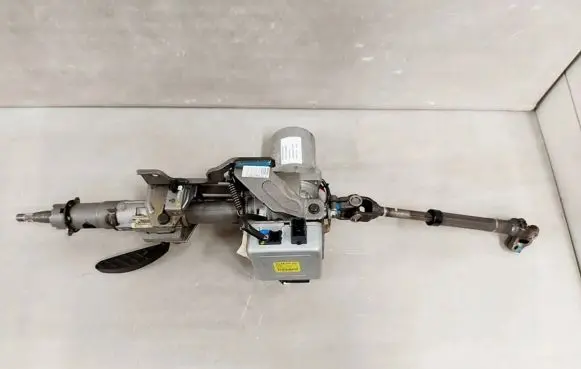 KIA Sportage Steering wheel axle