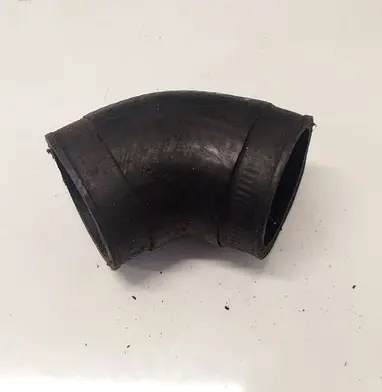 Volkswagen PASSAT B5.5 Intercooler hose/pipe 