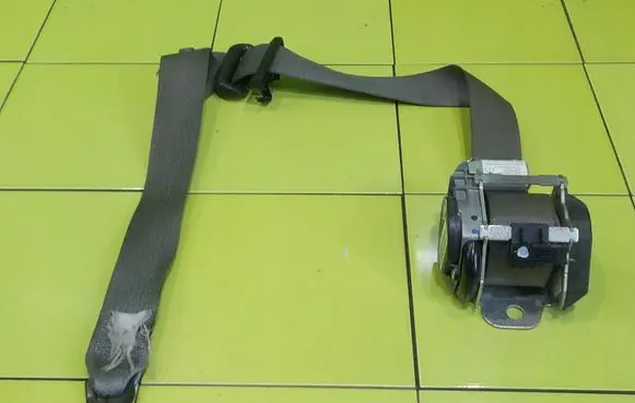 Chrysler Sebring (JS) Front seatbelt 606008500D SP210