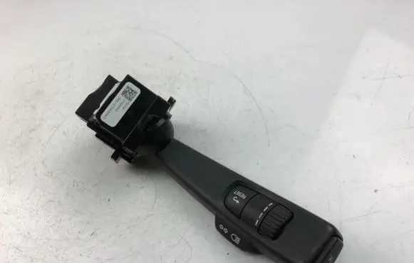 Volvo V40 Indicator stalk 31456045