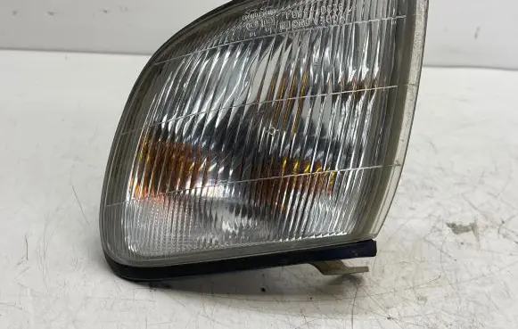 Front indicator light