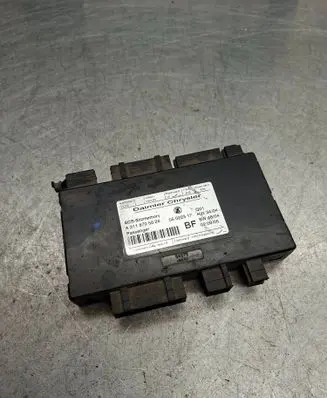 Mercedes-Benz E W211 Seat control module A2118705026 05022317