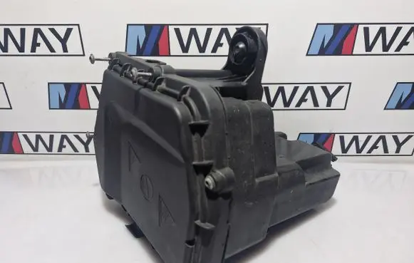 BMW X3 F25 Engine control unit box 8509909