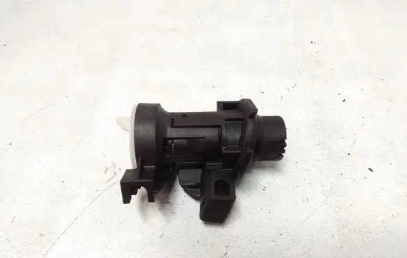 Mercedes-Benz C W204 Tailgate exterior lock A2047500061