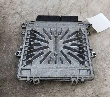 Volvo V60 Engine control unit/module 31336983 1039S50500 0281018414