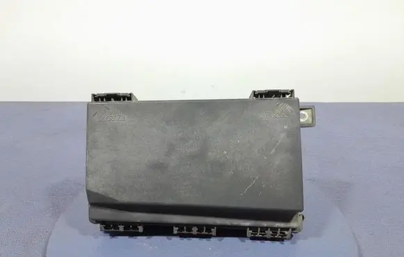 Opel Astra H Fuse box set 13268301