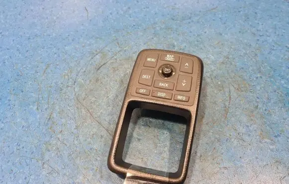 Toyota Avensis Verso Folding roof switch 8682020050