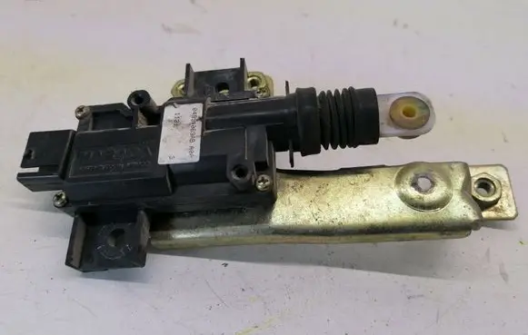 Chrysler PT Cruiser Central locking motor 