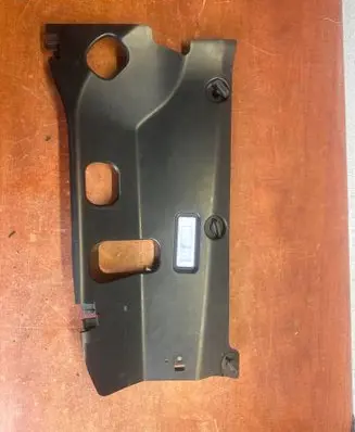 BMW X6 F16 Dashboard lower bottom trim panel 9252420 1185546X T0507101