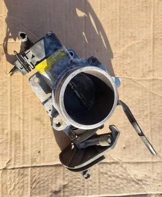 Ford Mondeo MK II Throttle valve 958F948
