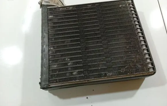 Mitsubishi Grandis A/C cooling radiator (condenser) 