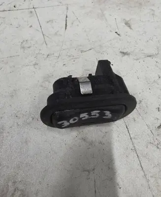 Audi A4 S4 B5 8D Electric window control switch 90561388