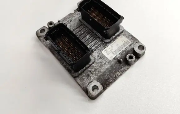 Fiat Grande Punto Engine control unit/module 0261208969