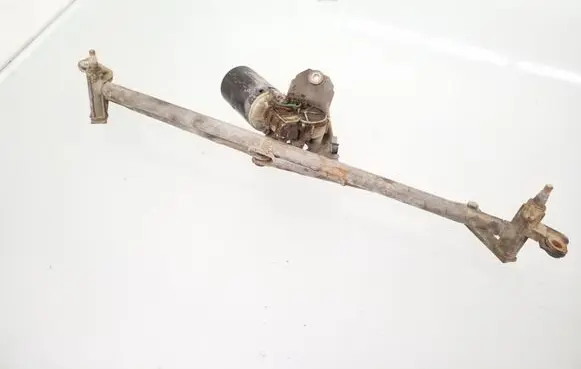 Front wiper linkage