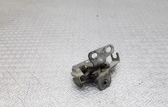 Loading door lock