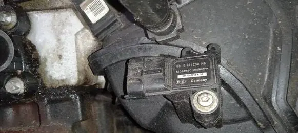 Opel Astra J Air pressure sensor 0261230146 12591290