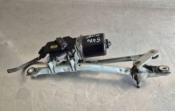 Peugeot 107 Front wiper linkage and motor