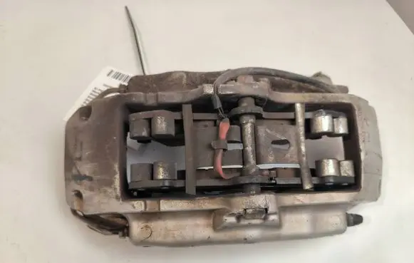 Porsche Cayenne (9PA) Front brake caliper