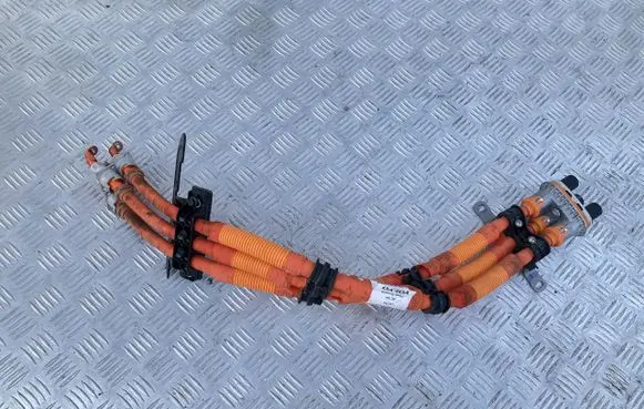 Volvo C40 High voltage cable 32340939