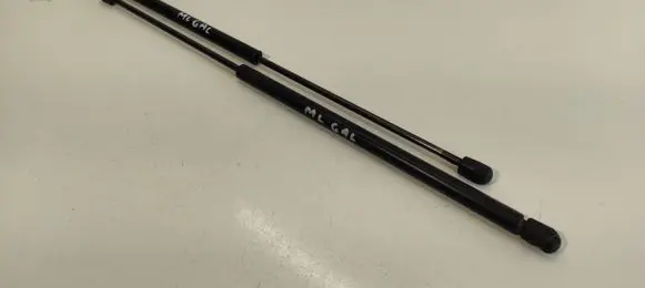 Mercedes-Benz ML W163 Tailgate strut 