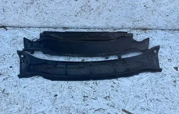 Ford S-MAX Wiper trim EM2B-R01628-AE
