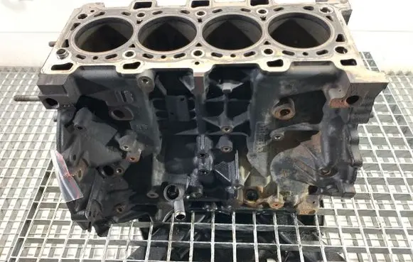 Renault Master III Engine block 