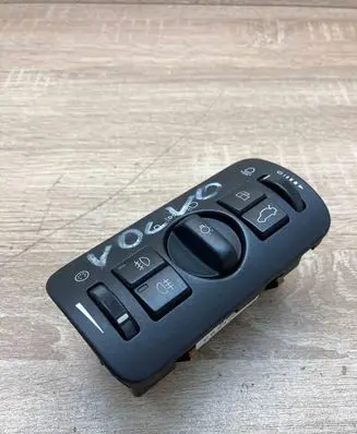 Volvo V70 Light switch 30739415 04066302