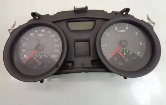 Renault Megane II Speedometer (instrument cluster) 8200292063