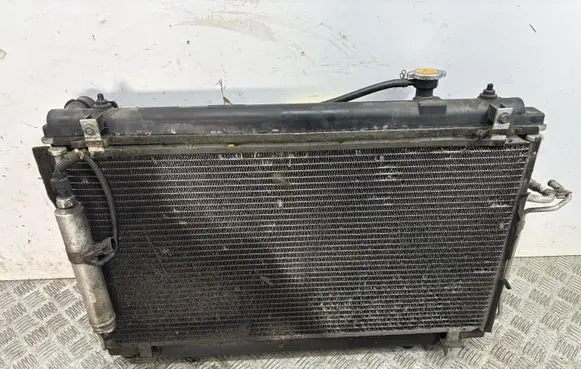 Nissan 350Z Radiator set 