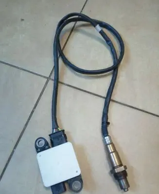Volkswagen Tiguan Lambda probe sensor 05L906261K NE70760
