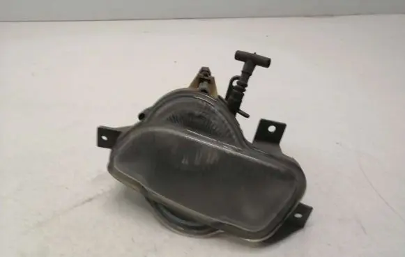 Volvo V70 Front fog light 8620228
