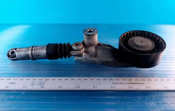 Subaru Forester SH Generator/alternator belt tensioner F55272401