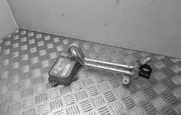 Engine oil radiator