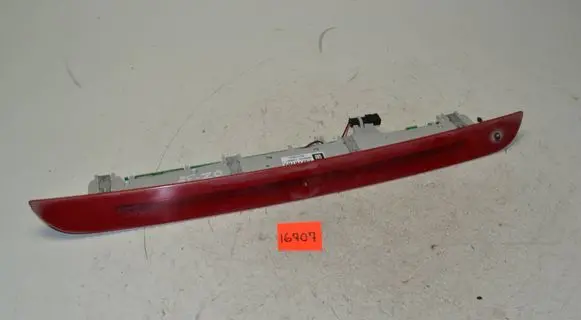 Opel Zafira C Third/center stoplight 13278789 428448700