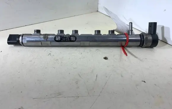 BMW 3 F30 F35 F31 Fuel main line pipe 7809127