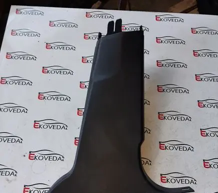 Volvo XC60 (B) pillar trim (bottom) 6841932