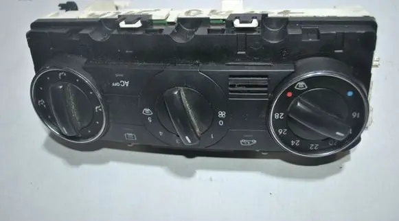 Mercedes-Benz B W245 Climate control unit A1698301385