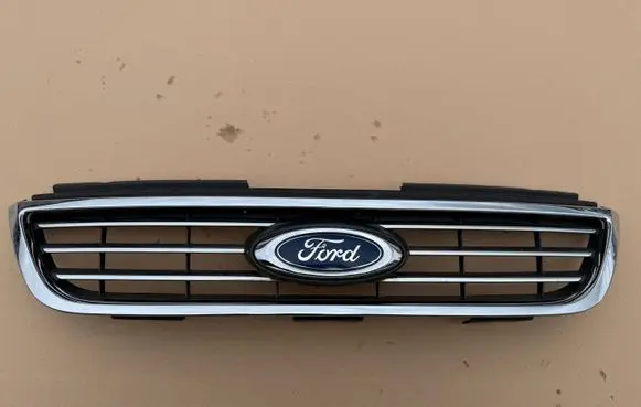 Ford Galaxy Front bumper upper radiator grill AM218200A
