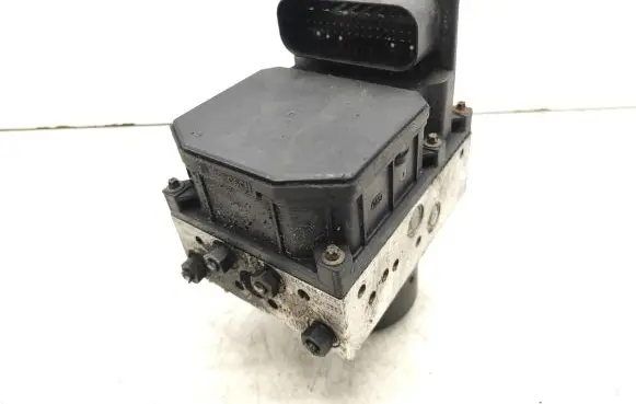 Seat Ibiza III (6L) ABS Pump 6Q0614417E 0265224011 0265900009