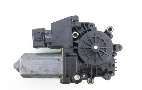 Audi A3 S3 8L Front door window regulator motor 