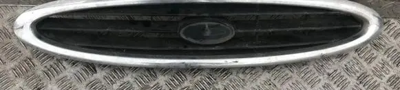 Ford Mondeo MK II Front grill 96bg8200